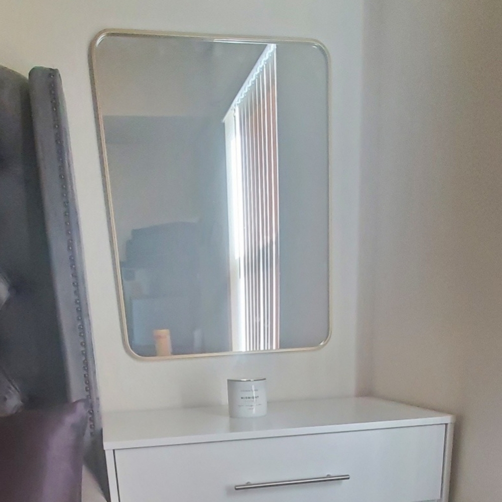 Two wall mirrors - Picture 2 of 2